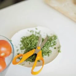 Fiskars Classic Kitchen Scissors, Orange 6 Fiskars Classic Kitchen Scissors, Orange -Keukengerei Aanbiedingen fiskars classic kitchen scissors orange 5