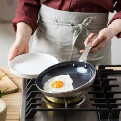 Greenpan Royal Koekenpan Bronzen, 24 Cm -Keukengerei Aanbiedingen greenpan royal koekenpan bronzen 1