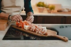 Markus Kaasplankje Met Bestek 63x20x1,5 Cm, Acaciahout -Keukengerei Aanbiedingen markus aujalay markus cheese board 19991 met bestek 14