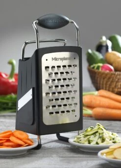 Microplane Box Grater With 4 Sides -Keukengerei Aanbiedingen microplane box grater with 4 sides 5