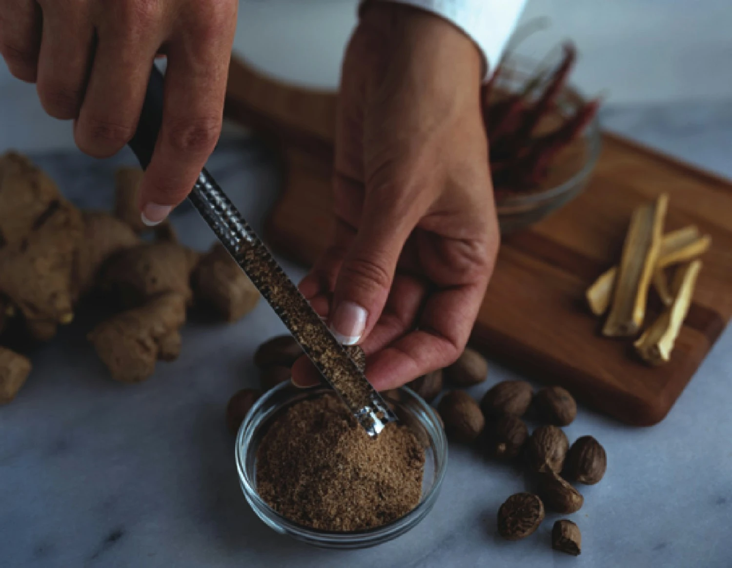 Microplane Premium Classic Rasp Voor Kruiden 2 Microplane Premium Classic Rasp Voor Kruiden - Afbeelding 2