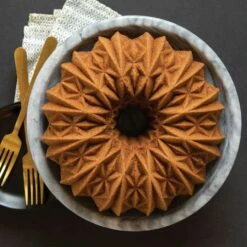 Nordic Ware Cut Crystal, Bundt Pan 5 Nordic Ware Cut Crystal, Bundt Pan -Keukengerei Aanbiedingen nordic ware cut crystal bundt pan 4