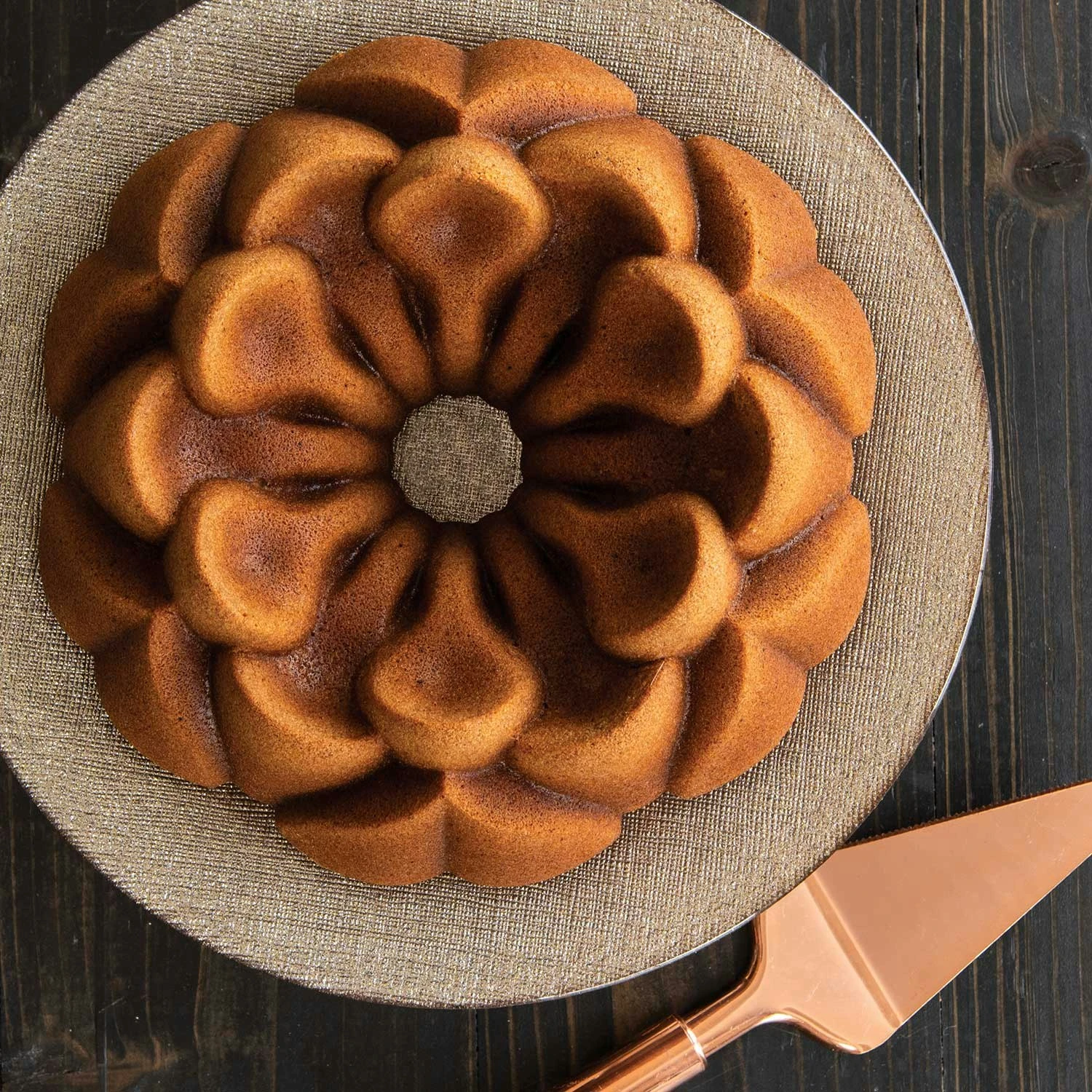 Nordic Ware Magnolia Bundt Pan Ø20 Cm 2 Nordic Ware Magnolia Bundt Pan Ø20 Cm - Afbeelding 2