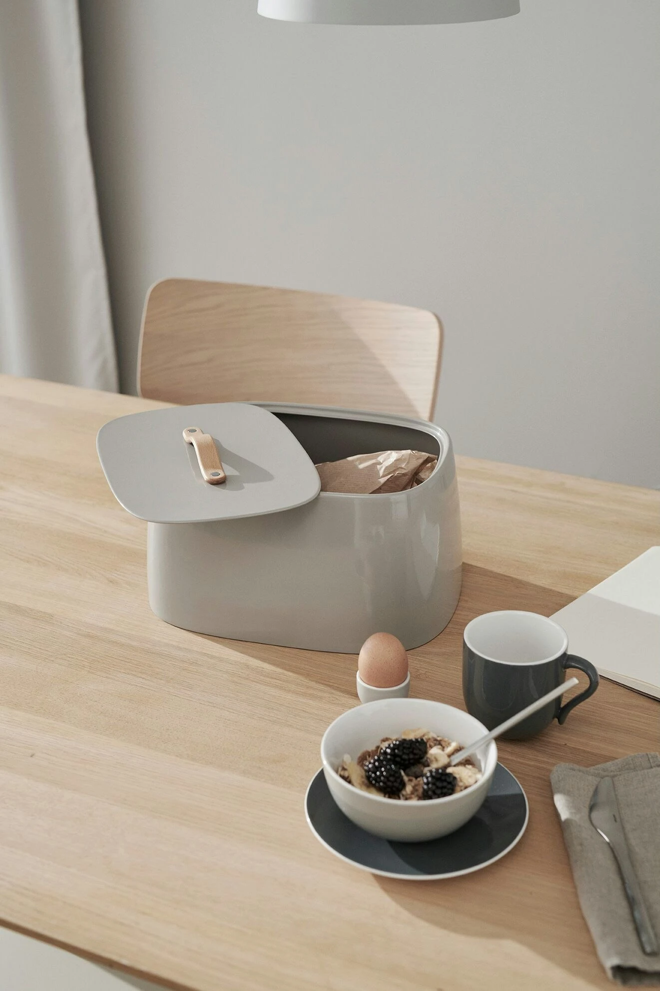 Stelton Emma Bread Box, Grey 3 Stelton Emma Bread Box, Grey - Afbeelding 3