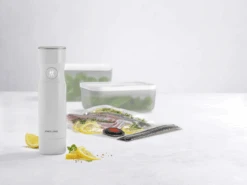 Zwilling Fresh & Save Startpakket Met Vacuümpomp / Tassen / Bakjes Van Plastic, 7 Stuks 9 Zwilling Fresh & Save Startpakket Met Vacuümpomp / Tassen / Bakjes Van Plastic, 7 Stuks -Keukengerei Aanbiedingen zwilling fresh save startpakket met vacuumpomp tassen bakjes van plastic 7 stuks 7